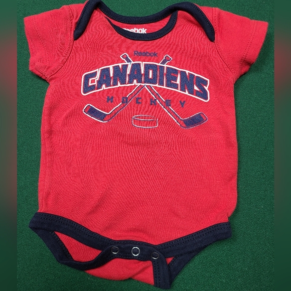 Montreal Canadians onesie Guc. - Picture 1 of 2